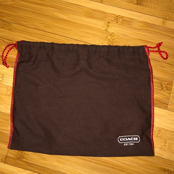 White heart purse - COACH - Picture 12 of 12